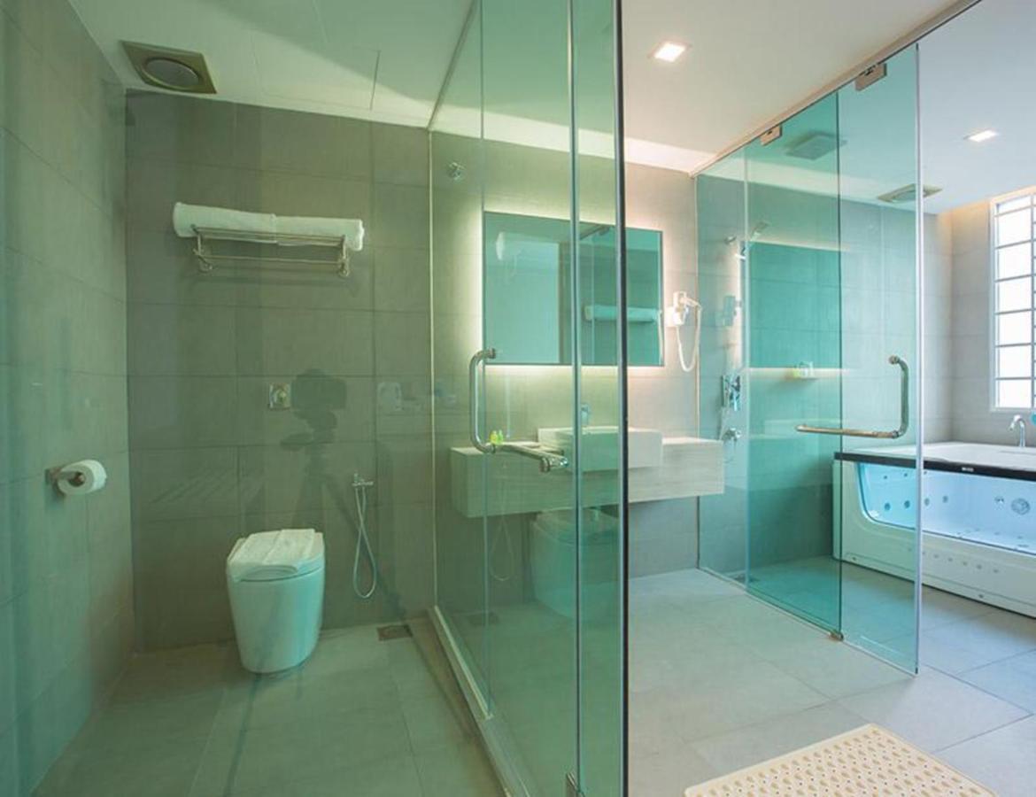 Minimalist Hotel Johor Bahru Eksteriør billede